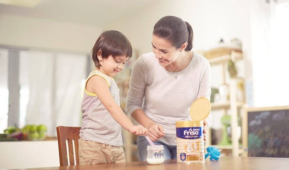 Ieteikumi, kā izvēlēties bērnam piemērotu piena maisījumu
